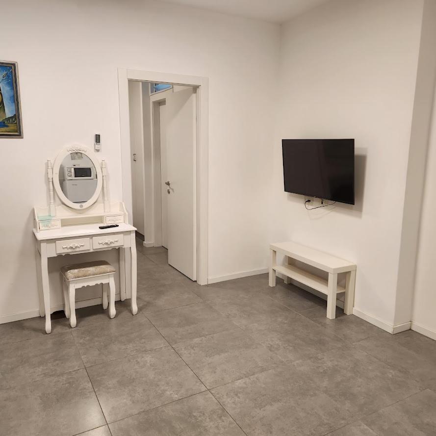 Апартаменты Isramax Low-cost Near The Sea. *